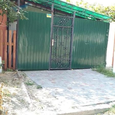 Апартаменти частный дом, отдельный вход и двор Черкаси Екстер'єр фото